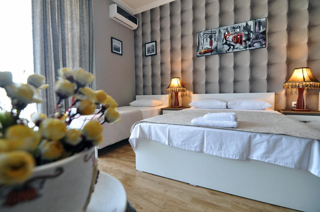 Flamingo Group Hotel Tbilisi Room photo