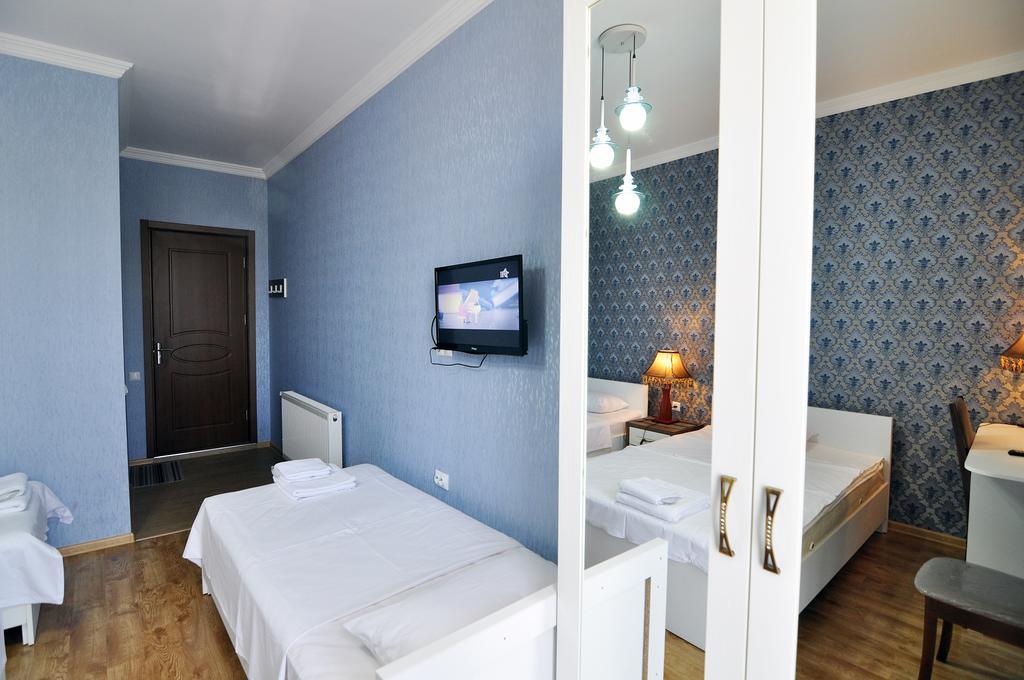 Flamingo Group Hotel Tbilisi Room photo