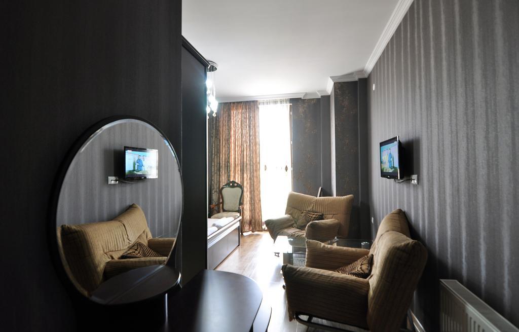 Flamingo Group Hotel Tbilisi Room photo