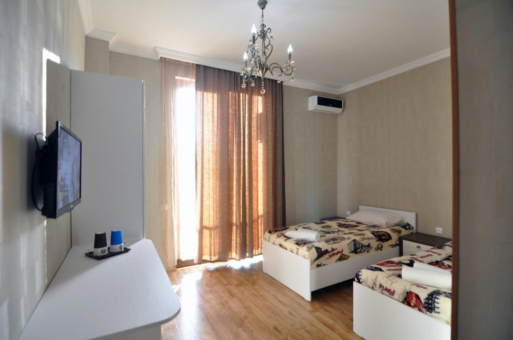 Flamingo Group Hotel Tbilisi Room photo