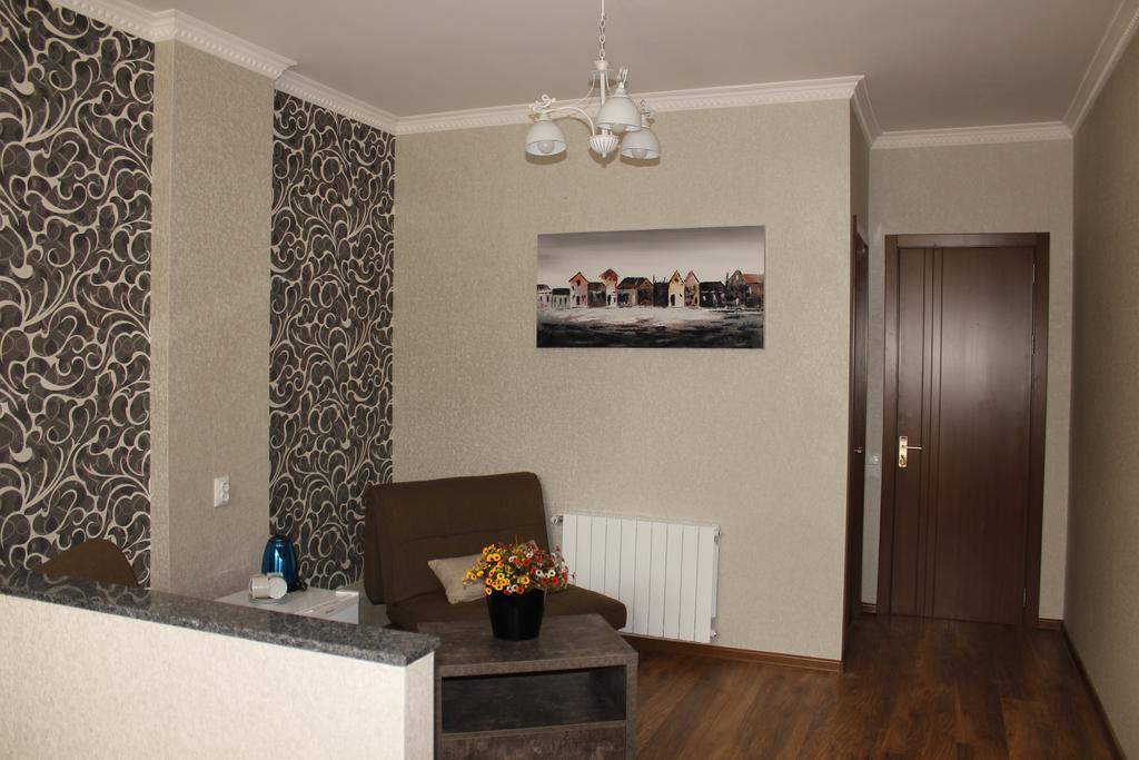 Flamingo Group Hotel Tbilisi Exterior photo
